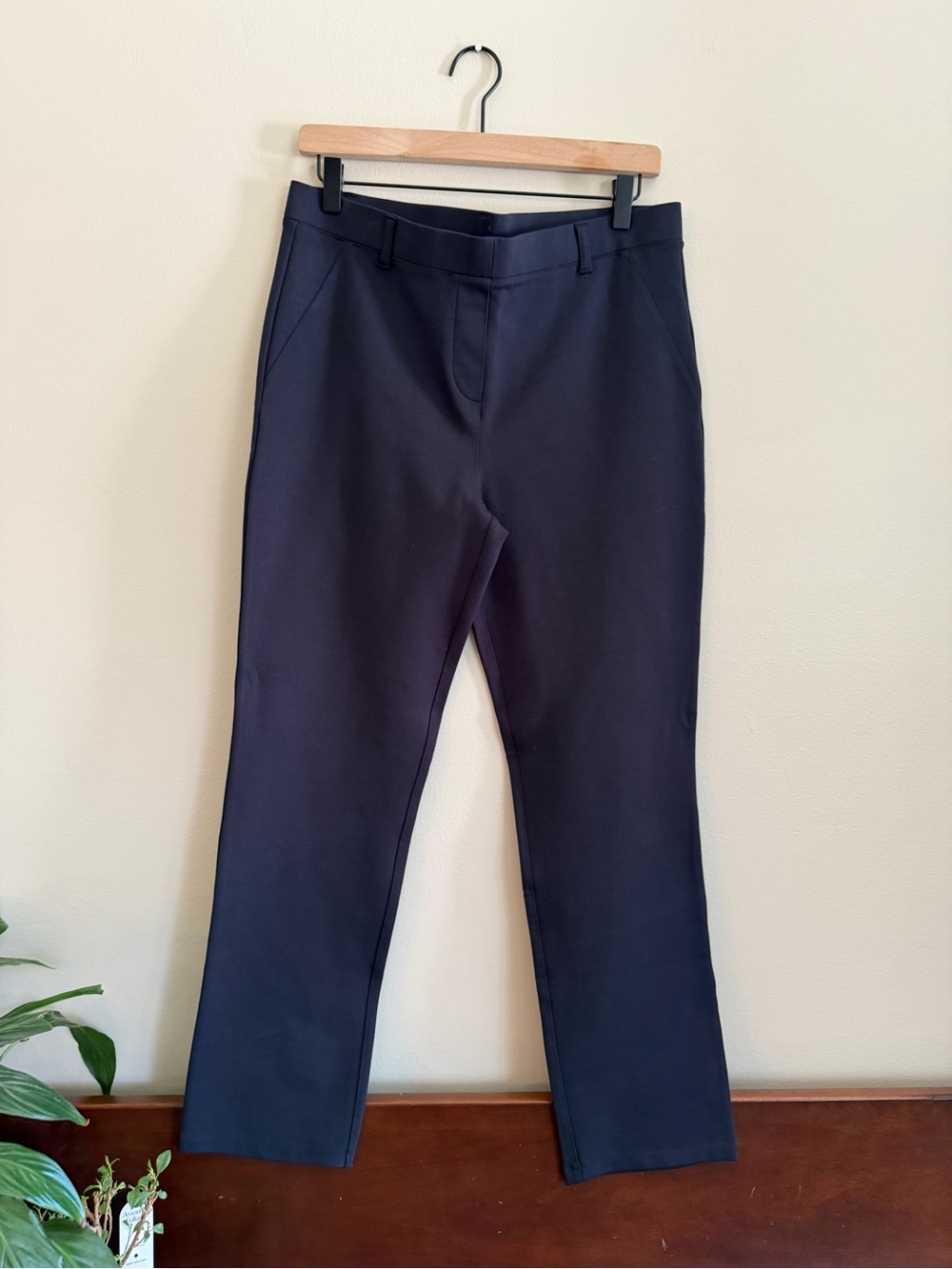 Quince Ultra Stretch Ponte Straight Leg Pants Black Large Regular L